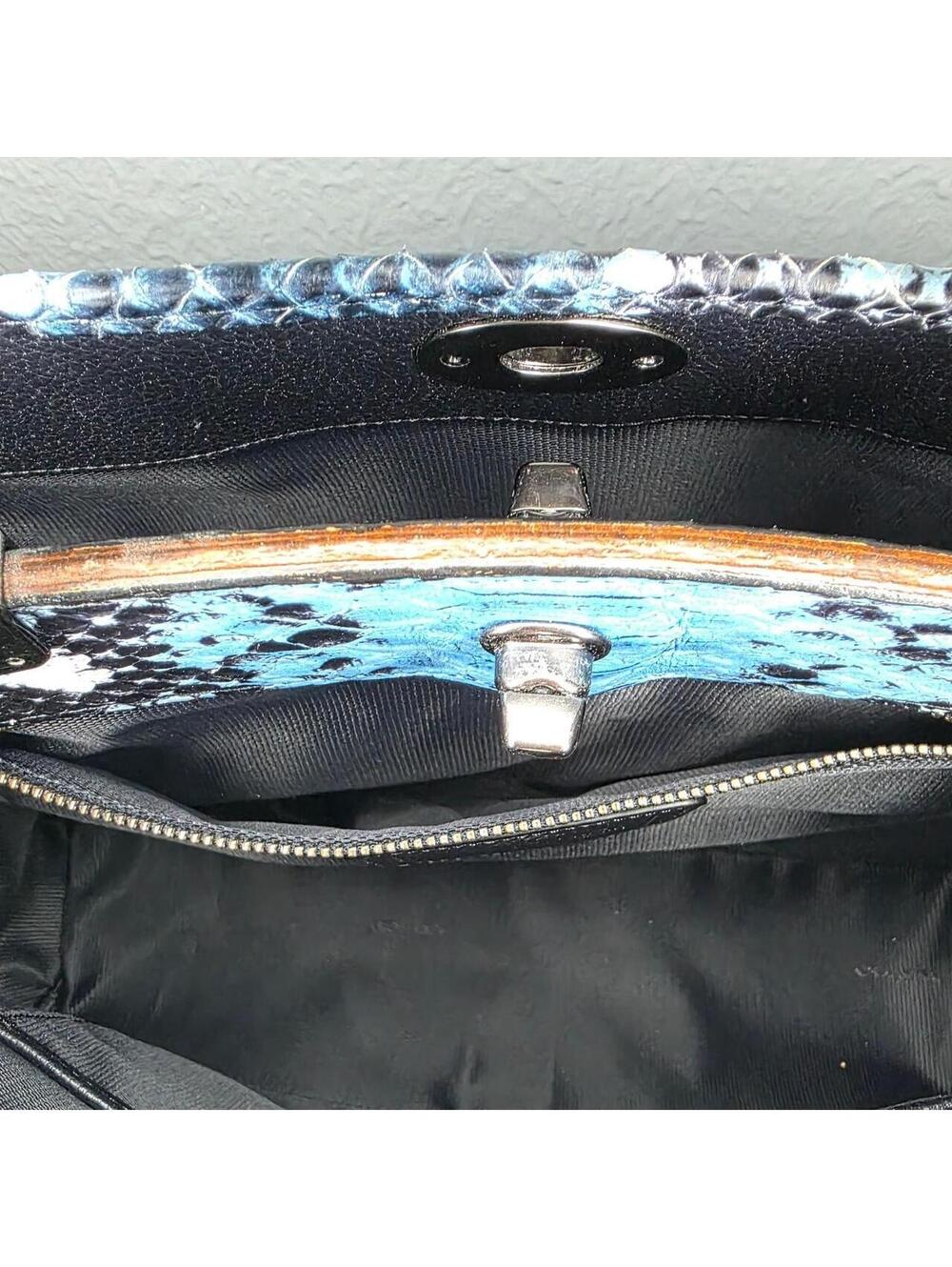 🍒Coach Gramercy Blue Python Embossed 2 way Satchel🍒 - Picture 4 of 6